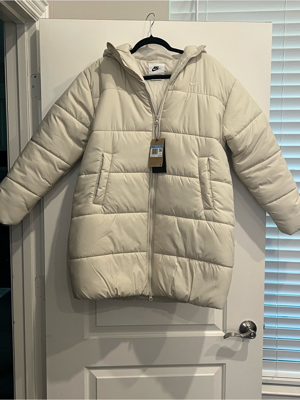 Nike Women Therma Fit Loose Parka Puffer Jacket